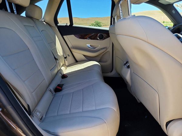 2018 MERCEDES-BENZ GLC GLC 300-4M