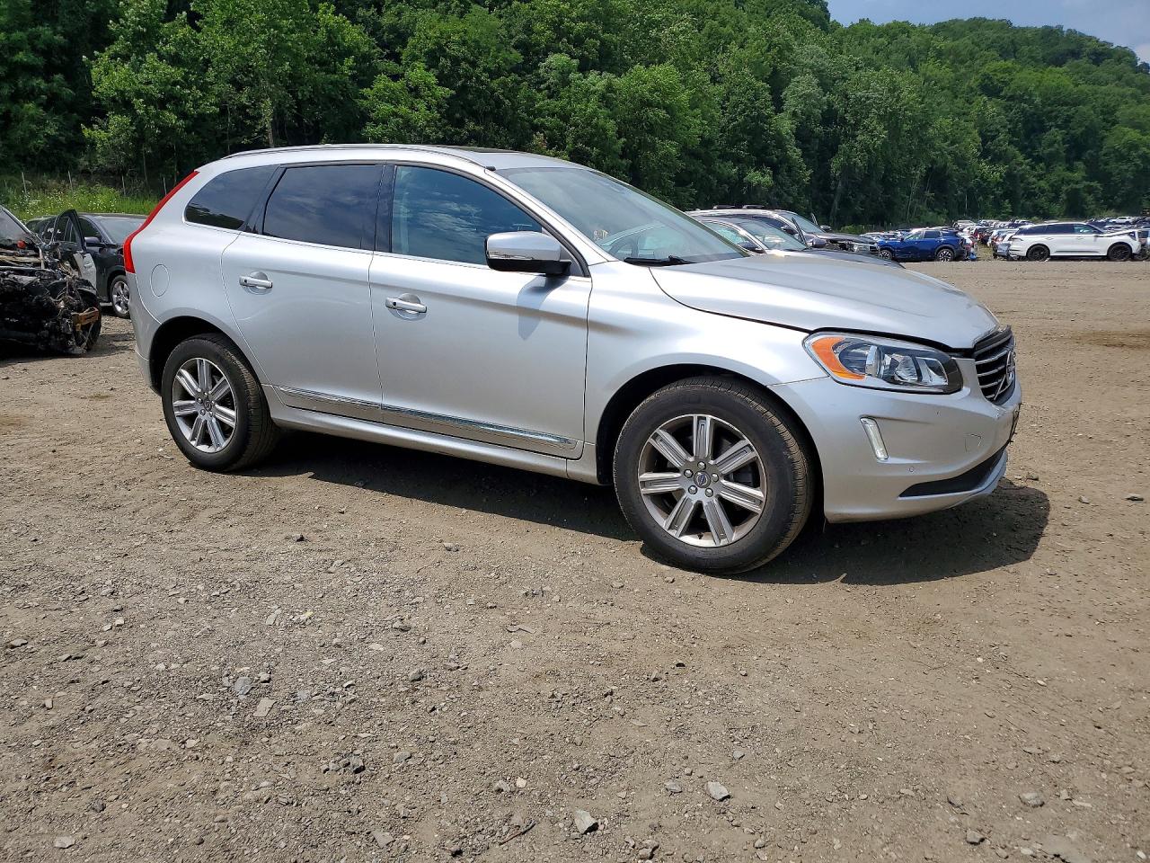2016 VOLVO XC60