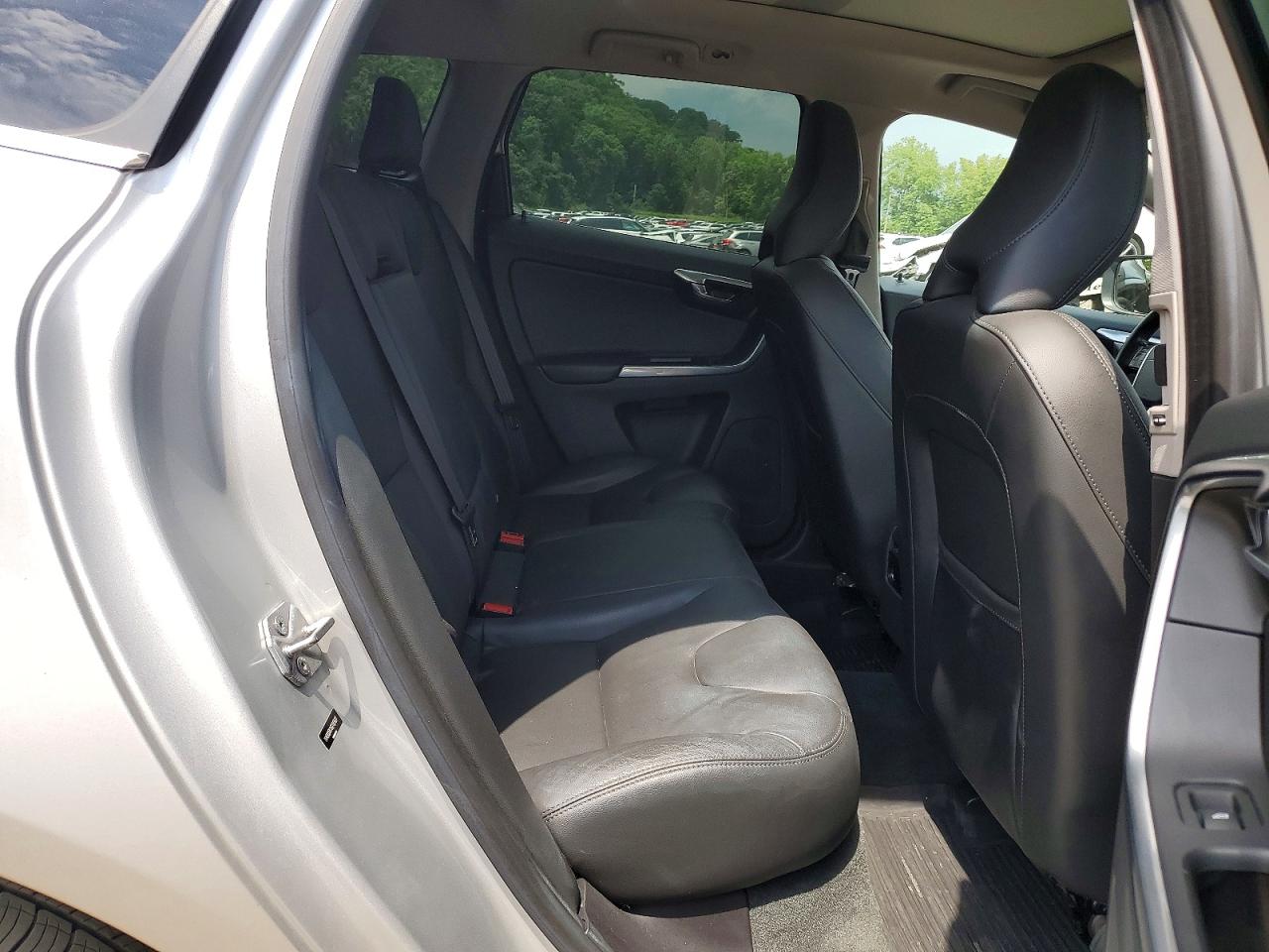 2016 VOLVO XC60