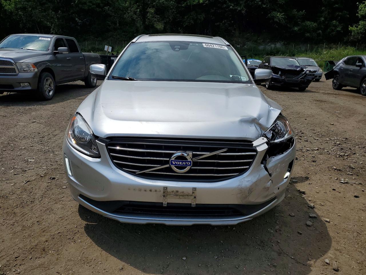 2016 VOLVO XC60