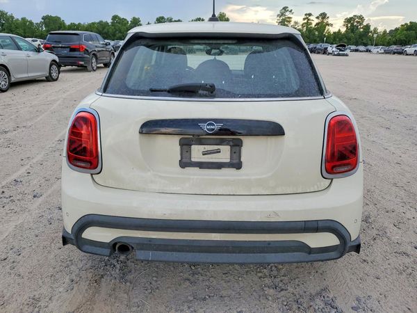 2022 MINI COOPER