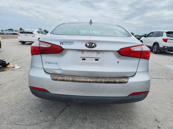 2014 KIA FORTE LX