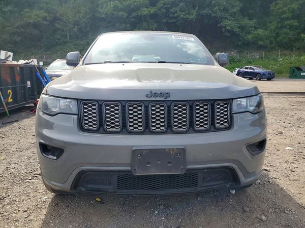 2019 JEEP GRAND CHEROKEE Laredo
