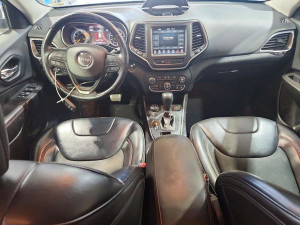 2019 JEEP CHEROKEE Trailhawk