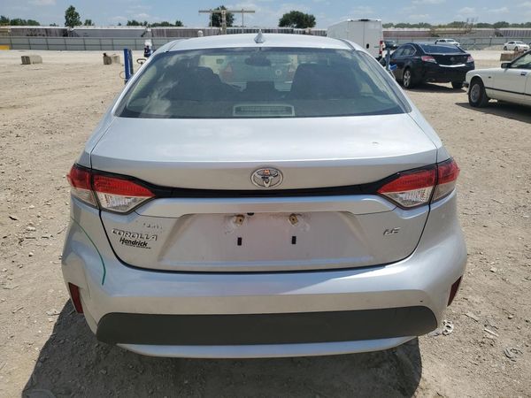 2021 TOYOTA COROLLA