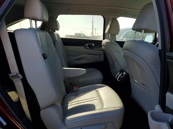2025 KIA SORENTO