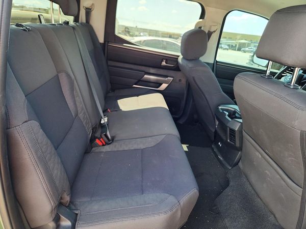 2023 TOYOTA TUNDRA SR5