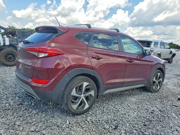 2017 HYUNDAI TUCSON