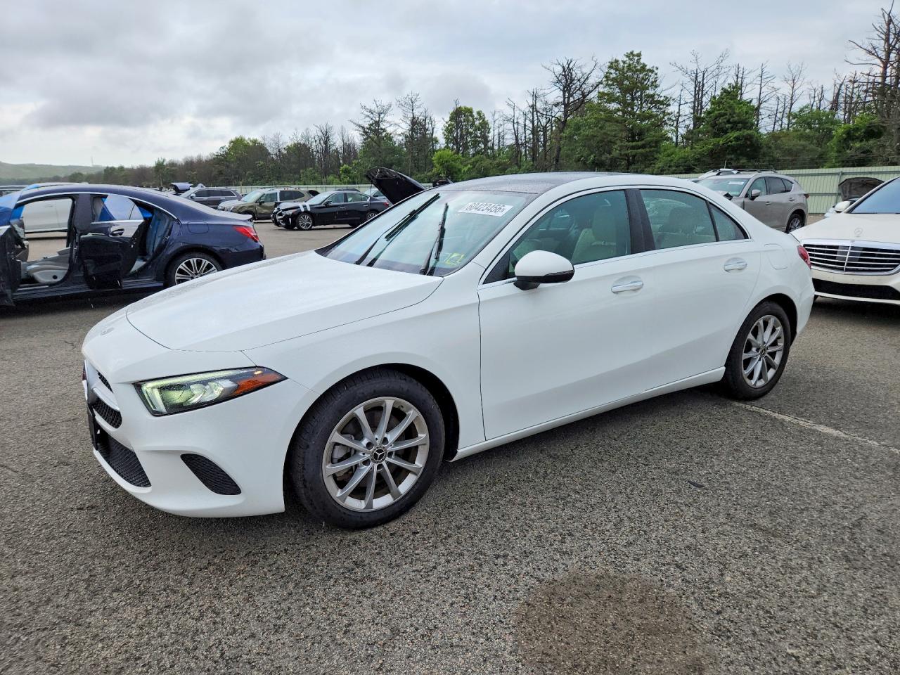 2021 MERCEDES-BENZ A A220-4M
