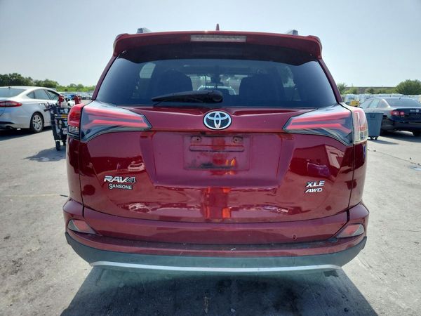 2018 TOYOTA RAV4 Adventure/XLE
