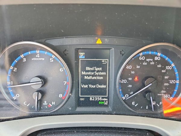 2018 TOYOTA RAV4 Adventure/XLE