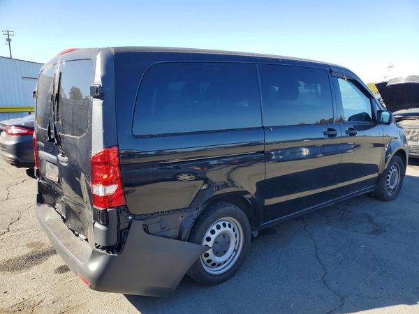 2018 MERCEDES-BENZ METRIS