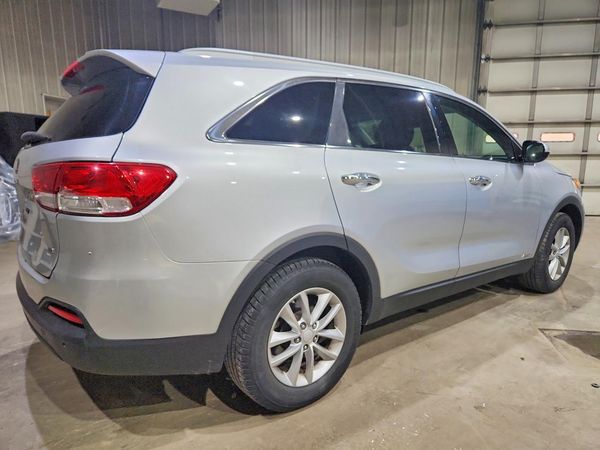 2016 KIA SORENTO L / LX