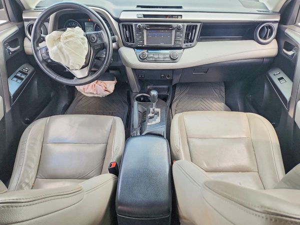 2017 TOYOTA RAV4 XLE