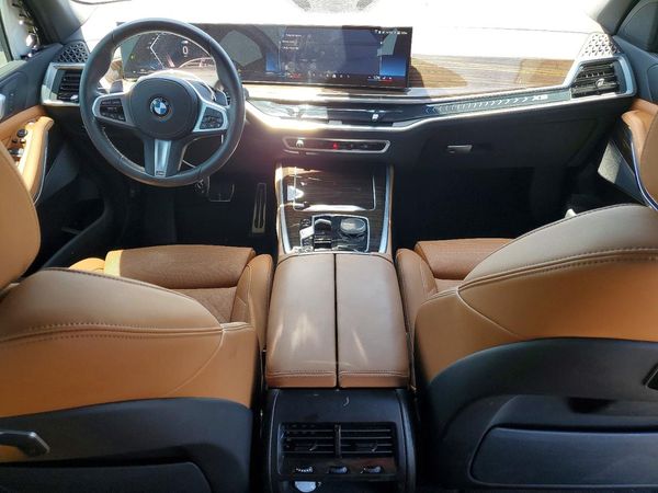 2025 BMW X5 sDrive40i