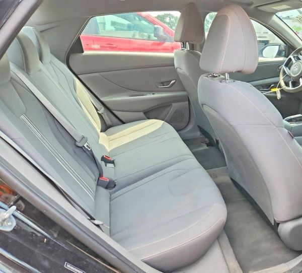 2021 HYUNDAI ELANTRA