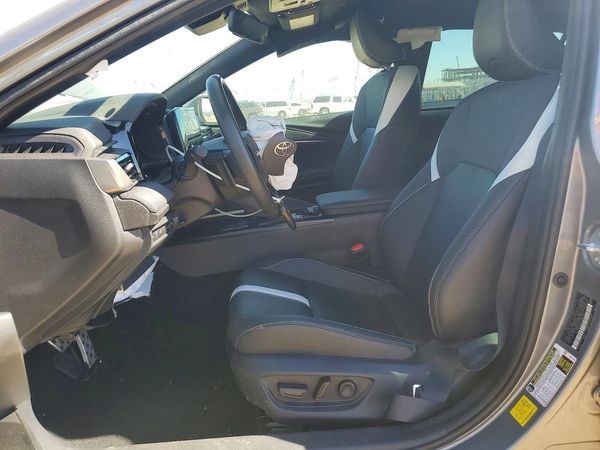 2026 TOYOTA CAMRY