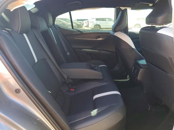 2026 TOYOTA CAMRY