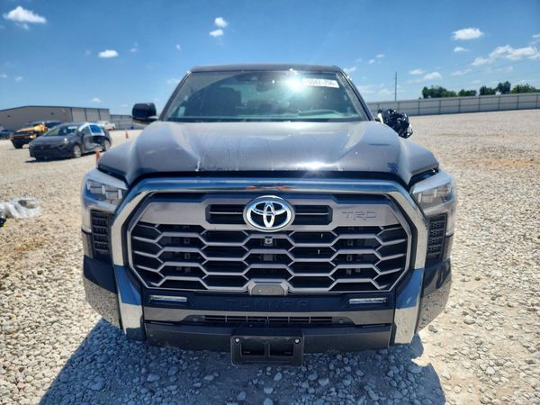 2026 TOYOTA TUNDRA