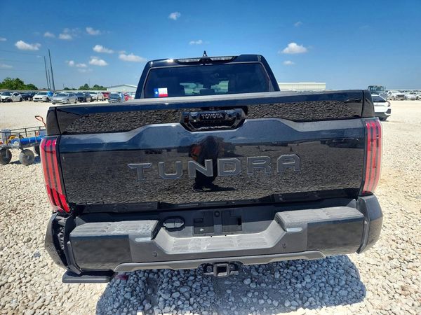 2026 TOYOTA TUNDRA