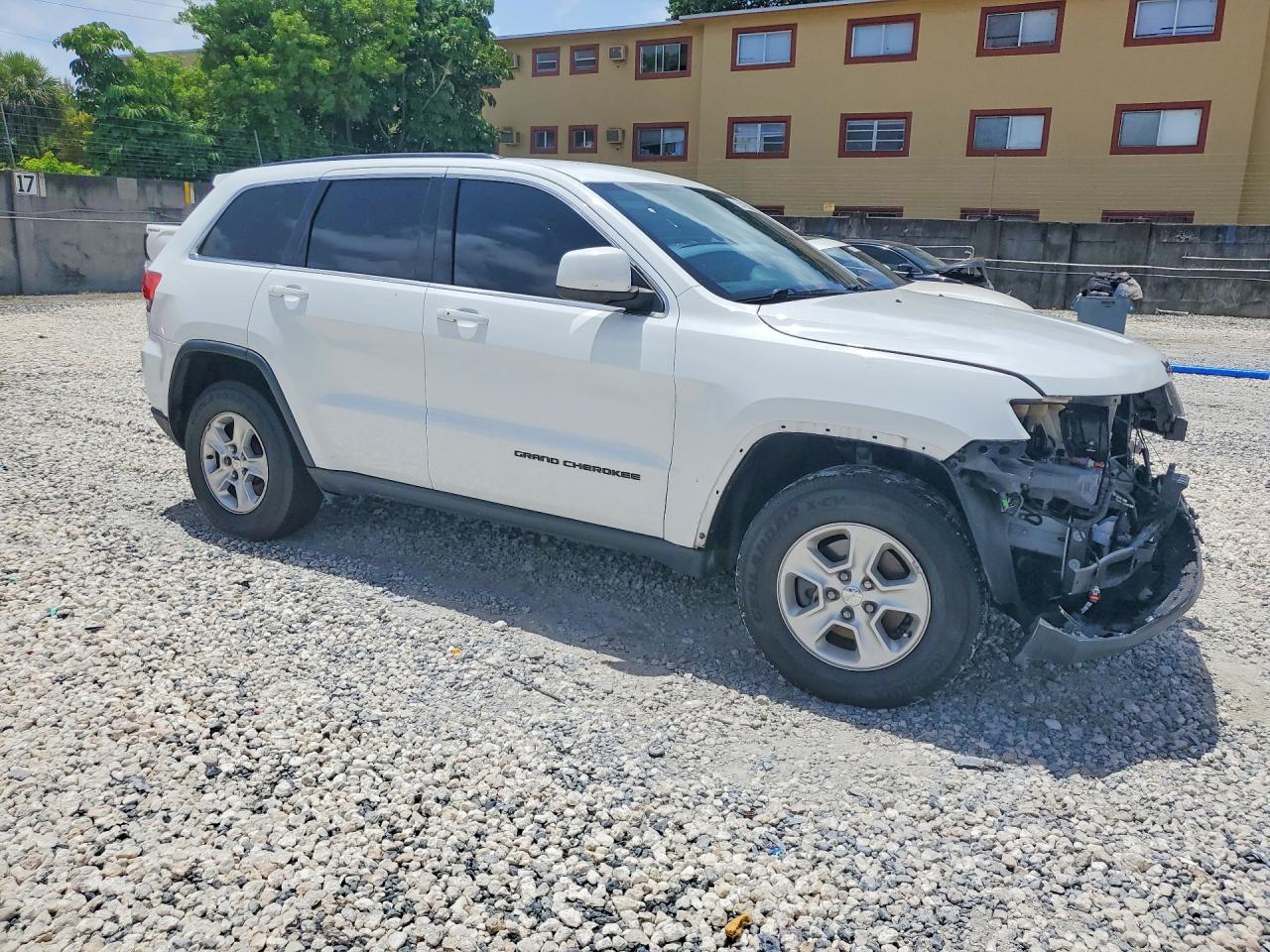 2016 JEEP GRAND CHEROKEE LAREDO 4X2