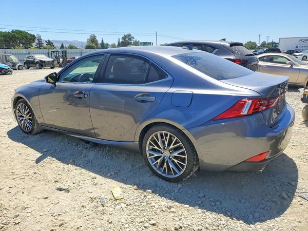 2016 LEXUS IS 200t