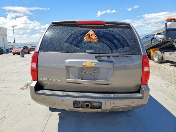 2013 CHEVROLET SUBURBAN LT — DIRR