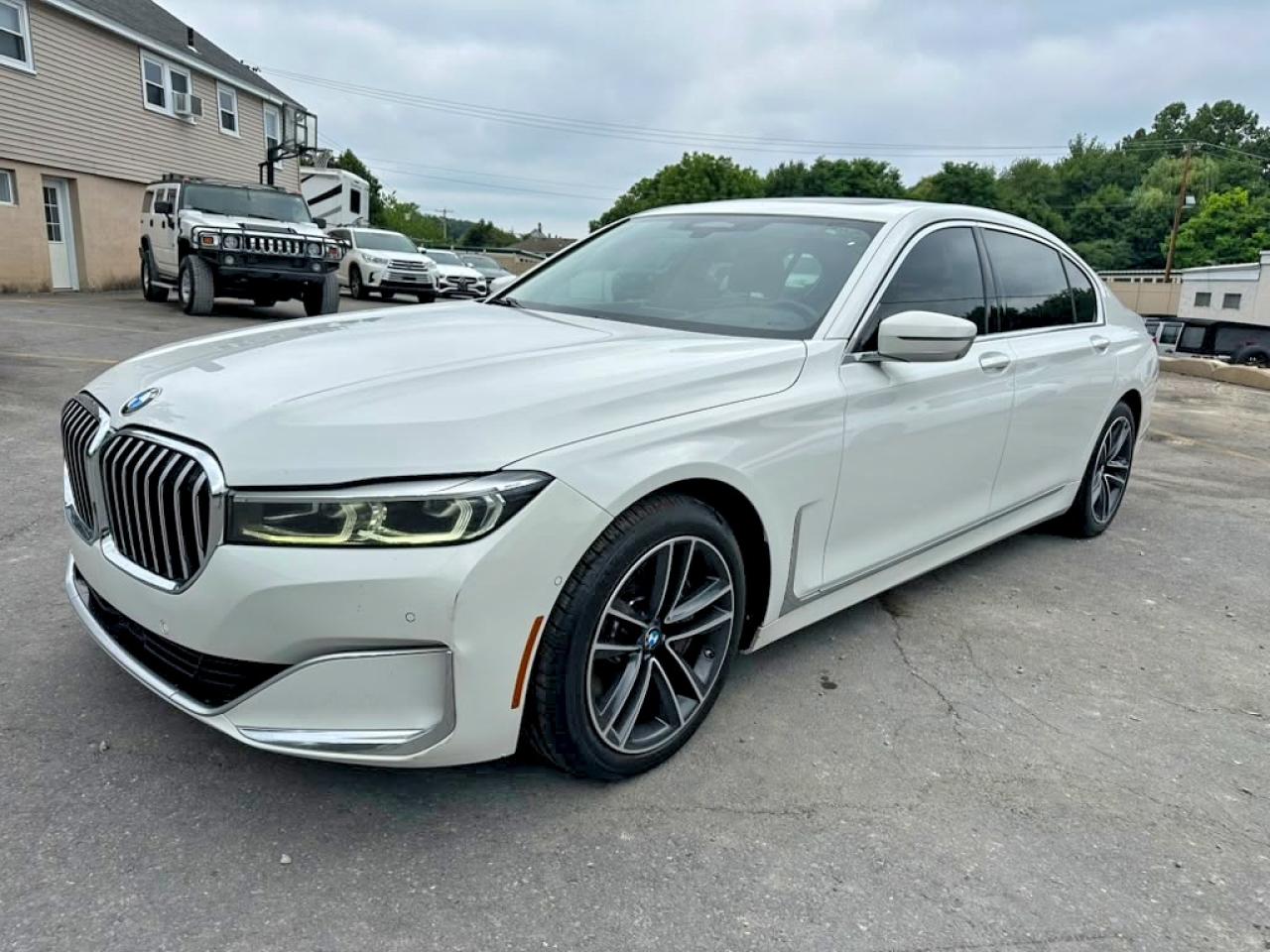2021 BMW 750 xDrive