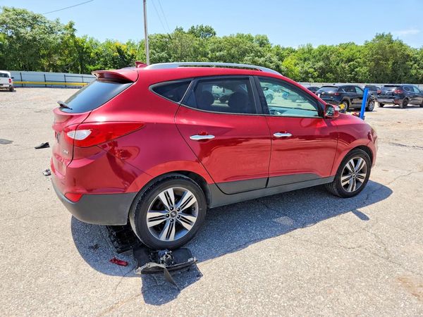 2015 HYUNDAI TUCSON GLS (Middle)