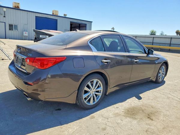 2016 INFINITI Q50