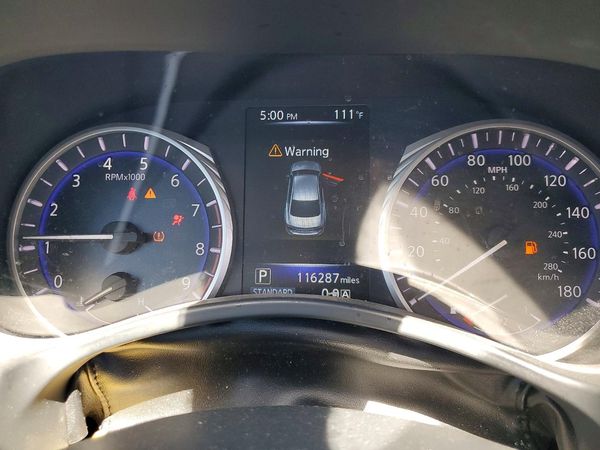 2016 INFINITI Q50