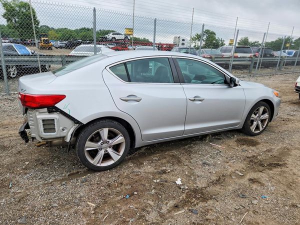 2014 ACURA ILX 20 Premium