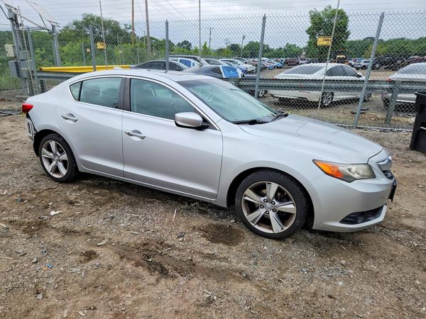 2014 ACURA ILX 20 Premium