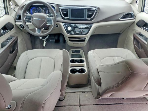 2019 CHRYSLER PACIFICA LX