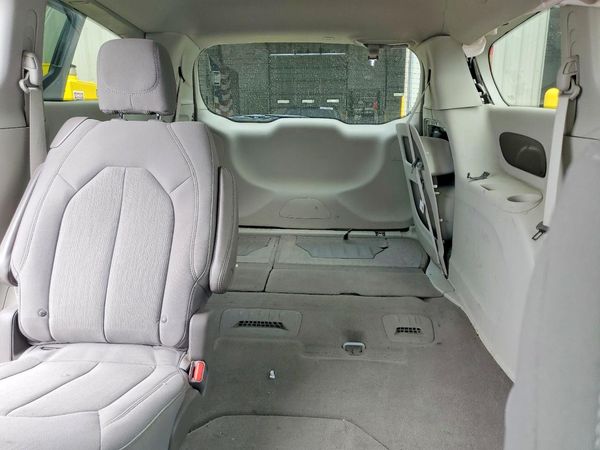 2019 CHRYSLER PACIFICA LX