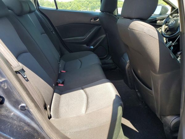2015 MAZDA 3