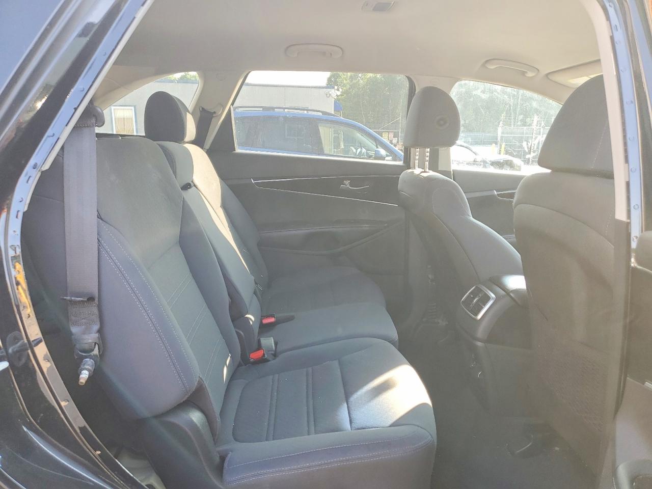 2019 KIA SORENTO L, LX, S