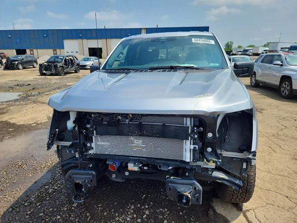 2025 FORD F150 XLT