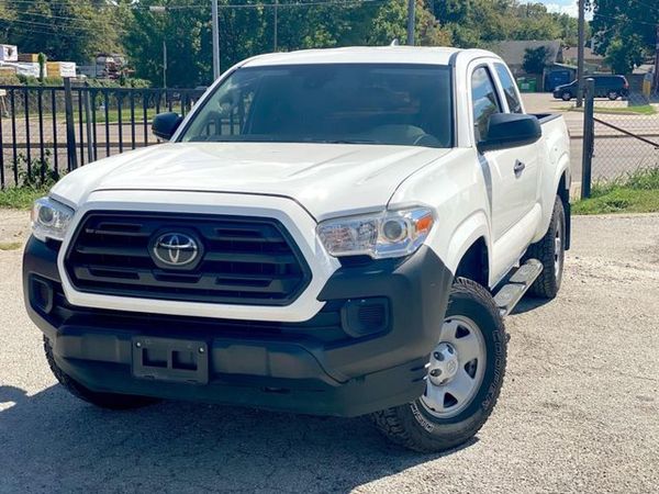 2018 TOYOTA TACOMA
