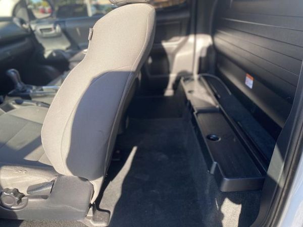 2018 TOYOTA TACOMA
