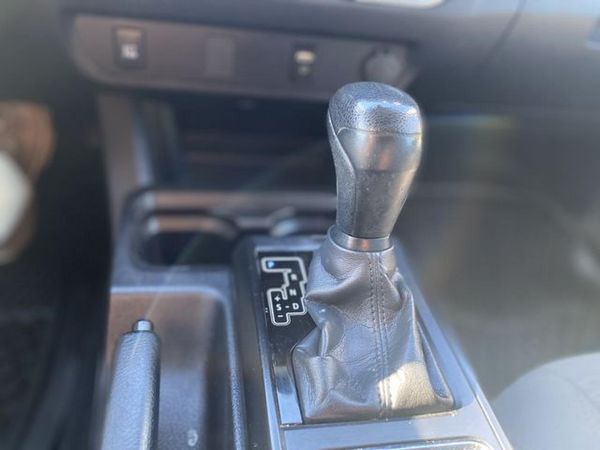 2018 TOYOTA TACOMA