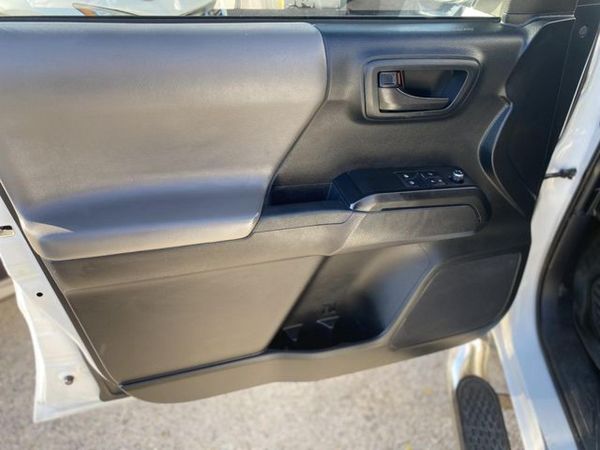 2018 TOYOTA TACOMA