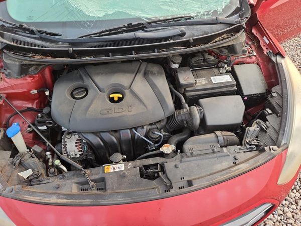 2016 HYUNDAI ELANTRA