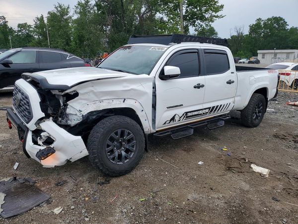2020 TOYOTA TACOMA SR5