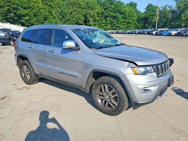 2018 JEEP CHEROKEE Limited — Passenger 3/4
