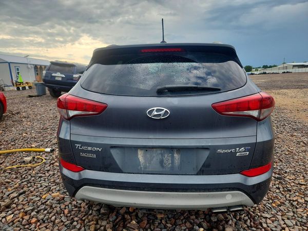 2017 HYUNDAI TUCSON