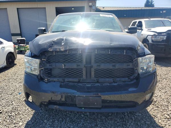 2018 RAM 1500 ST QUAD CAB 4X4