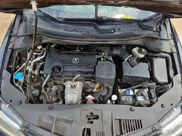 2016 ACURA ILX Base/Acura Watch Plus — Engine bay