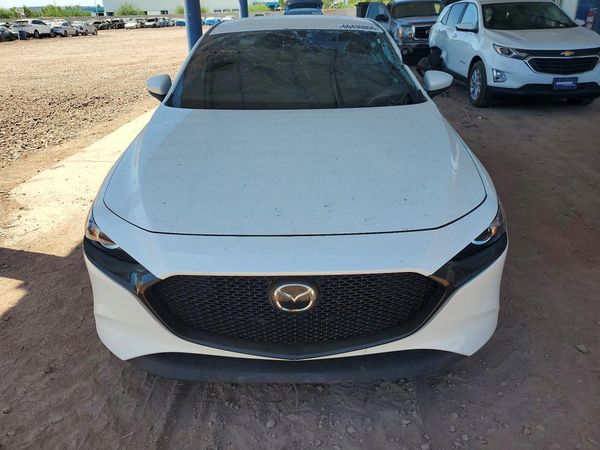 2022 MAZDA 3 Select Package