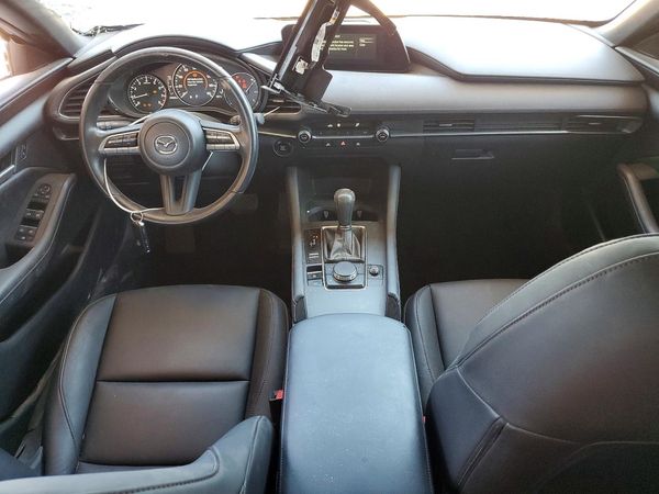 2022 MAZDA 3 Select Package